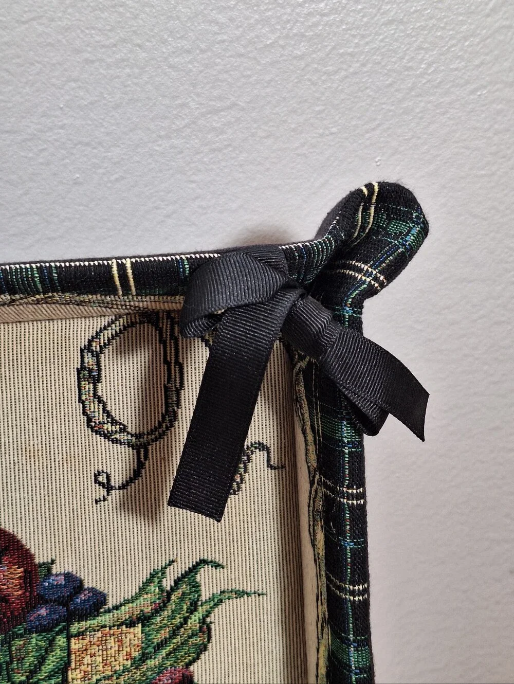 Fall Harvest Woven Tapestry Plaid Tray Bread Basket Cornucopia Fruit Decor 15x10